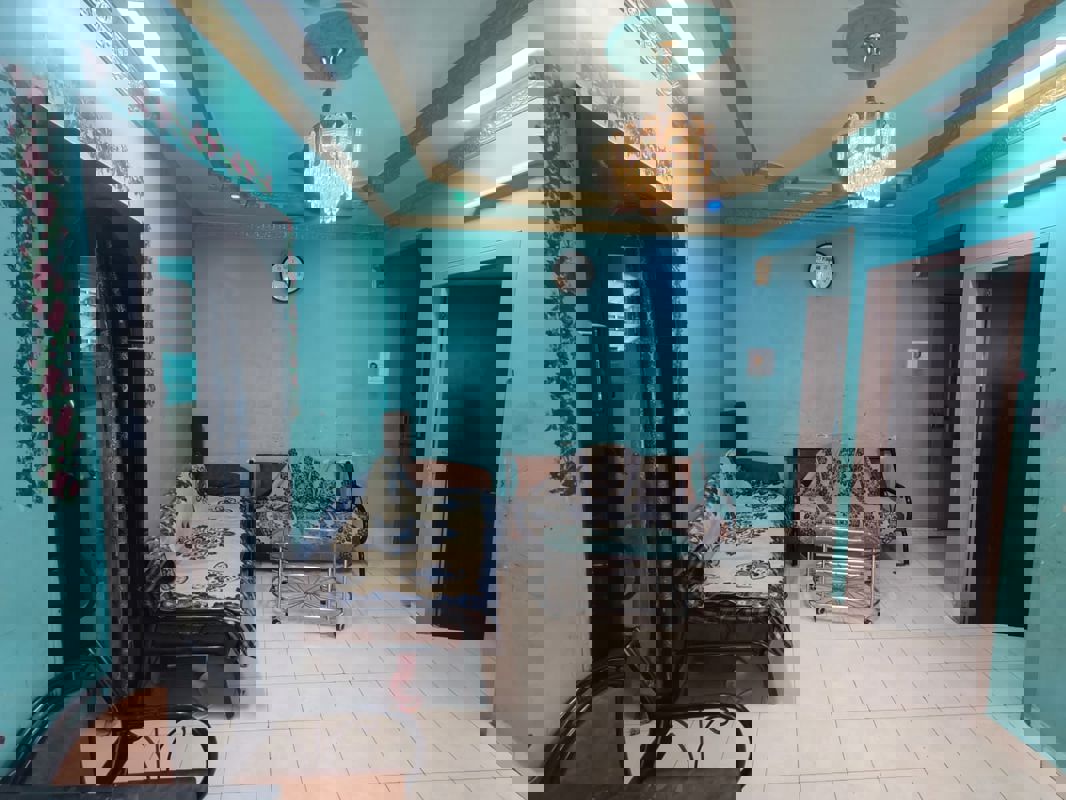 2 BHK 1100 Sq.Ft. Apartment in Spaghetti Complex