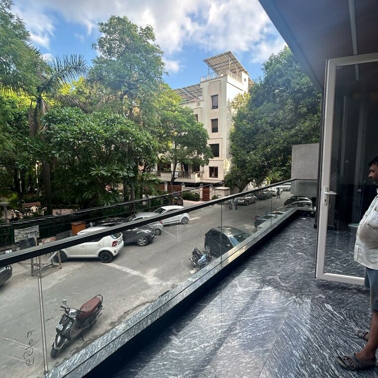 Balcony, kalkaji 3 Bedroom 1978 Sq.Ft. Builder Floor In Kalkaji Delhi 10059362