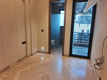 Room in 3 BHK Builder Floor at East Of Kailash – for Sale