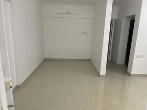 Room in 3 BHK Apartment at Andheri West – for Rent