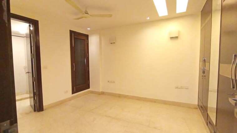 Room, greater kailash ii 4 Bedroom 2700 Sq.Ft. Apartment In Greater Kailash ii Delhi 10059939