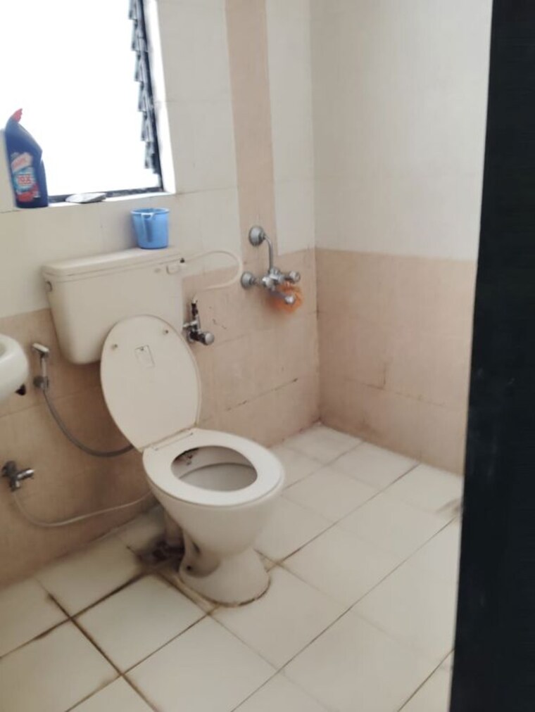 Bathroom, navkar-avenue-bavdhan 3 Bedroom 1500 Sq.Ft. Apartment In Bavdhan Pune 10059983