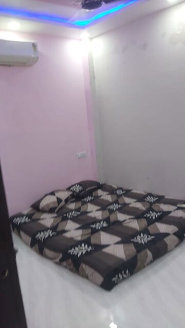 Bedroom in 2.5 BHK Builder Floor at Mayur Vihar – for Sale