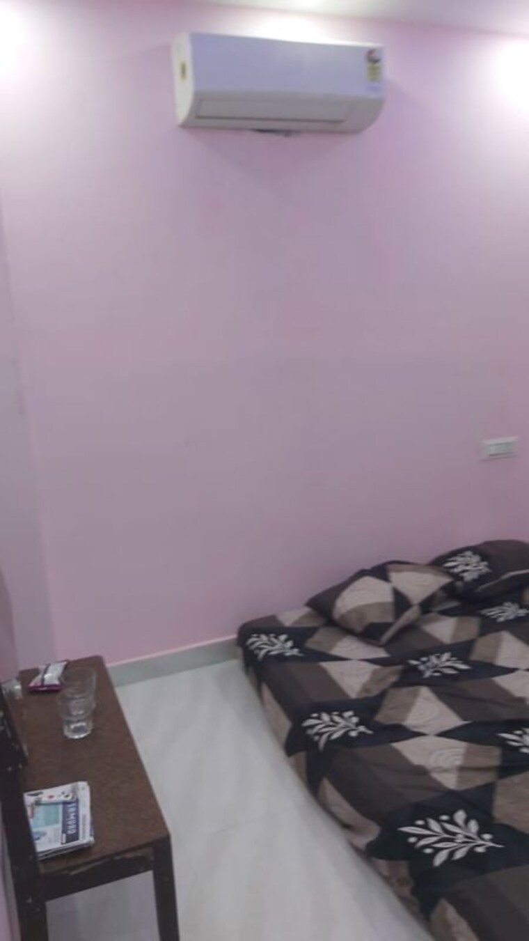  Parking, mayur vihar 2.5 Bedroom 550 Sq.Ft. Builder Floor In Mayur Vihar Delhi 10059993