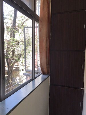 Balcony in 2 BHK Apartment at Chandralok Apartment B Wing, Malabar Hill – for Rent