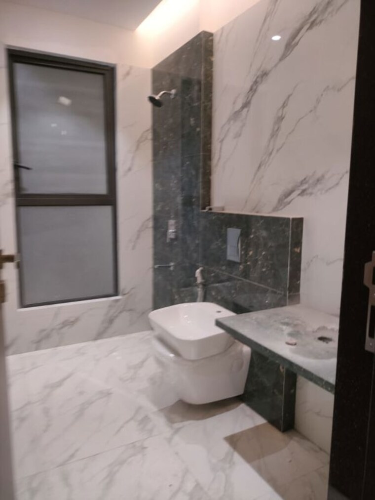 Bathroom, vyom-avinea 3 Bedroom 1703 Sq.Ft. Apartment In Hadapsar Pune 10059949