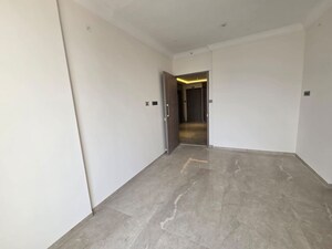 Room in 1 BHK Apartment at Crescent Silverwoods, Powai – for Rent