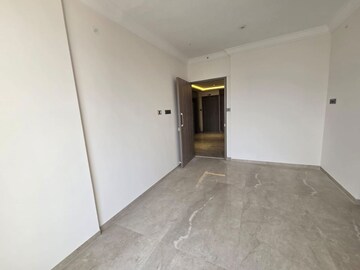 Room in 1 BHK Apartment at Crescent Silverwoods, Powai – for Rent