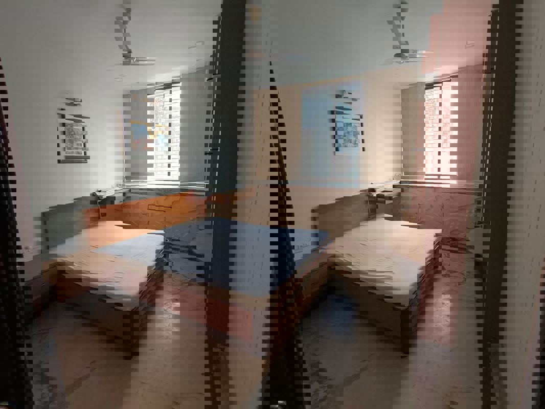 2 BHK + Pooja Room 1090 Sq.Ft. Apartment in Vaibhav Apartment Prabhadevi