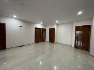 Room in 3 BHK Independent House at GMADA Eco City, North Mullanpur – for Rent