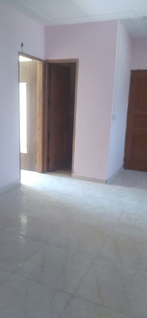 Room in 5 BHK Independent House at Omaxe New Chandigarh, North Mullanpur – for Rent