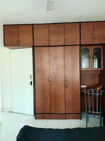 Room in 2 BHK Apartment at Ramesh Hermes Heritage Phase 2, Shastrinagar – for Rent