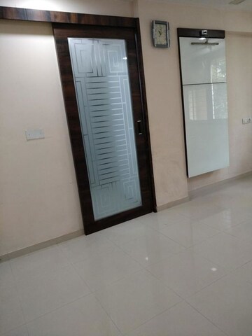 Room in 1 BHK Apartment at Vasant Oscar, Mulund West – for Sale