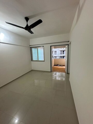 Room in 2 BHK Apartment at Solitaire Palms, Moshi – for Sale