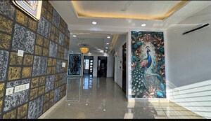 Parking in 4 BHK Builder Floor at Sector 57 – for Rent