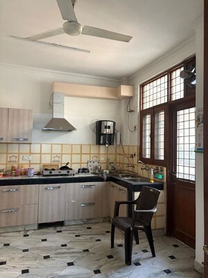 Kitchen in 3 BHK Builder Floor at DLF Atria, Dlf Phase ii – for Rent