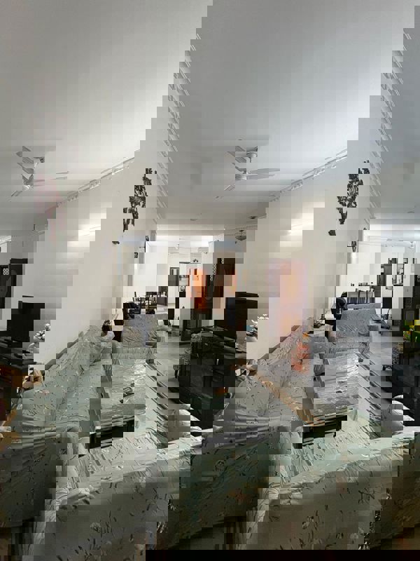 3 BHK + Pooja Room 1900 Sq.Ft. Builder Floor in DLF Atria