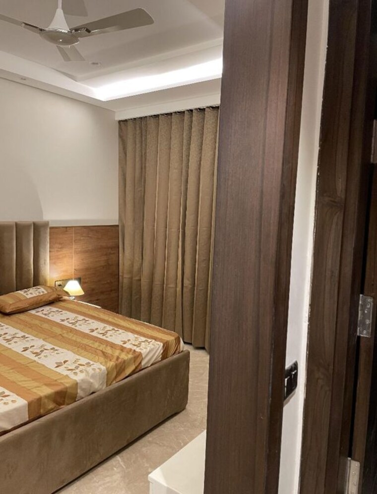 Bedroom, dlf-atria 3 Bedroom 2000 Sq.Ft. Builder Floor In Dlf Phase ii Gurgaon 10060151