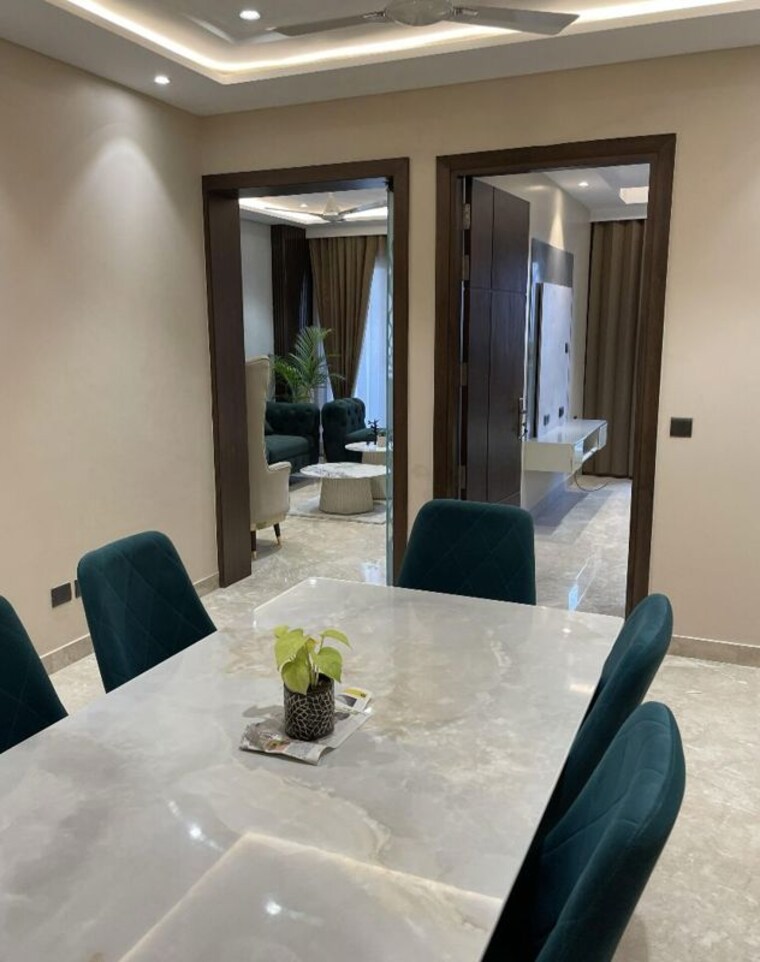 Living Room, dlf-atria 3 Bedroom 2000 Sq.Ft. Builder Floor In Dlf Phase ii Gurgaon 10060151