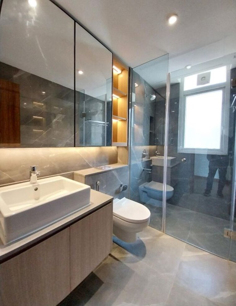 Kitchen, dlf-building-10 4 Bedroom 3000 Sq.Ft. Builder Floor In Dlf Phase ii Gurgaon 10060159