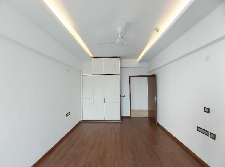 Room, dlf-building-10 4 Bedroom 3000 Sq.Ft. Builder Floor In Dlf Phase ii Gurgaon 10060159