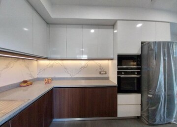 Kitchen in 4 BHK Builder Floor at DLF Building 10, Dlf Phase ii – for Rent