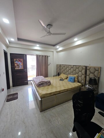 Bedroom in 2 BHK Builder Floor at Ardee City, Sector 52 – for Rent