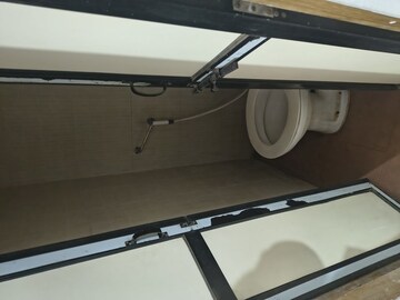 Furnished Amenities in 1 BHK Apartment at Kurla West – for Rent