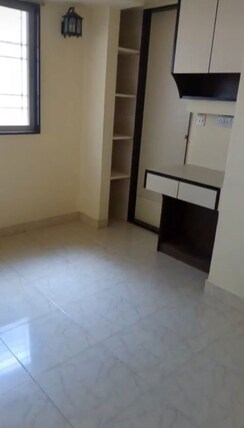 1.5 BHK Apartment For Rent in Amrut Apartment	Matunga East
