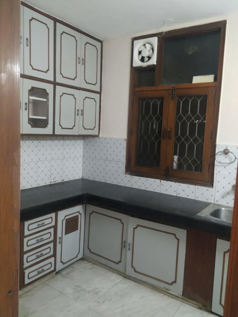 Kitchen, khirki extension 1 Bedroom 500 Sq.Ft. Apartment In Khirki Extension Delhi 10060184