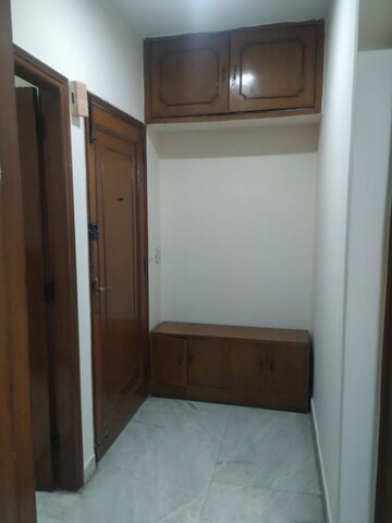 Furnished Amenities in 1 BHK Apartment at Khirki Extension – for Rent