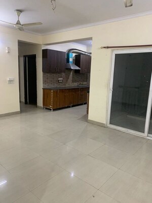 Room in 2.5 BHK Apartment at Saviour Park, Mohan Nagar – for Rent