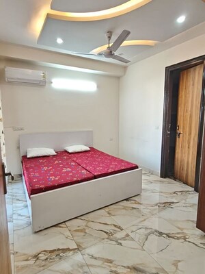Bedroom in 2 BHK Builder Floor at Ardee City, Sector 52 – for Rent