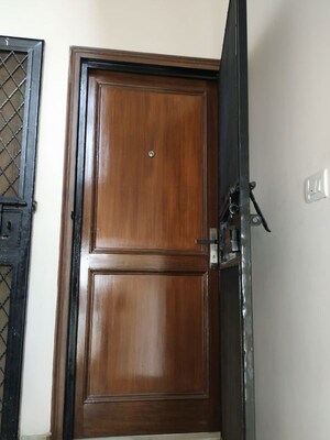 Furnished Amenities in 2 BHK Apartment at Khirki Extension – for Rent