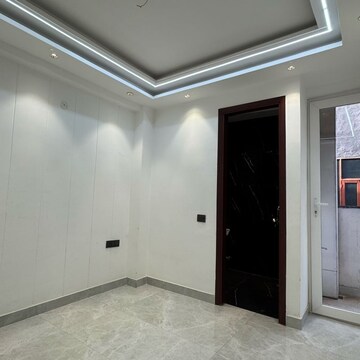 Room in 2 BHK Builder Floor at Palm Residency Chhatarpur, Rajpur Khurd Extension – for Rent