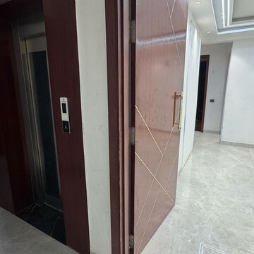 Building Lobby in 2 BHK Builder Floor at Palm Residency Chhatarpur, Rajpur Khurd Extension – for Rent