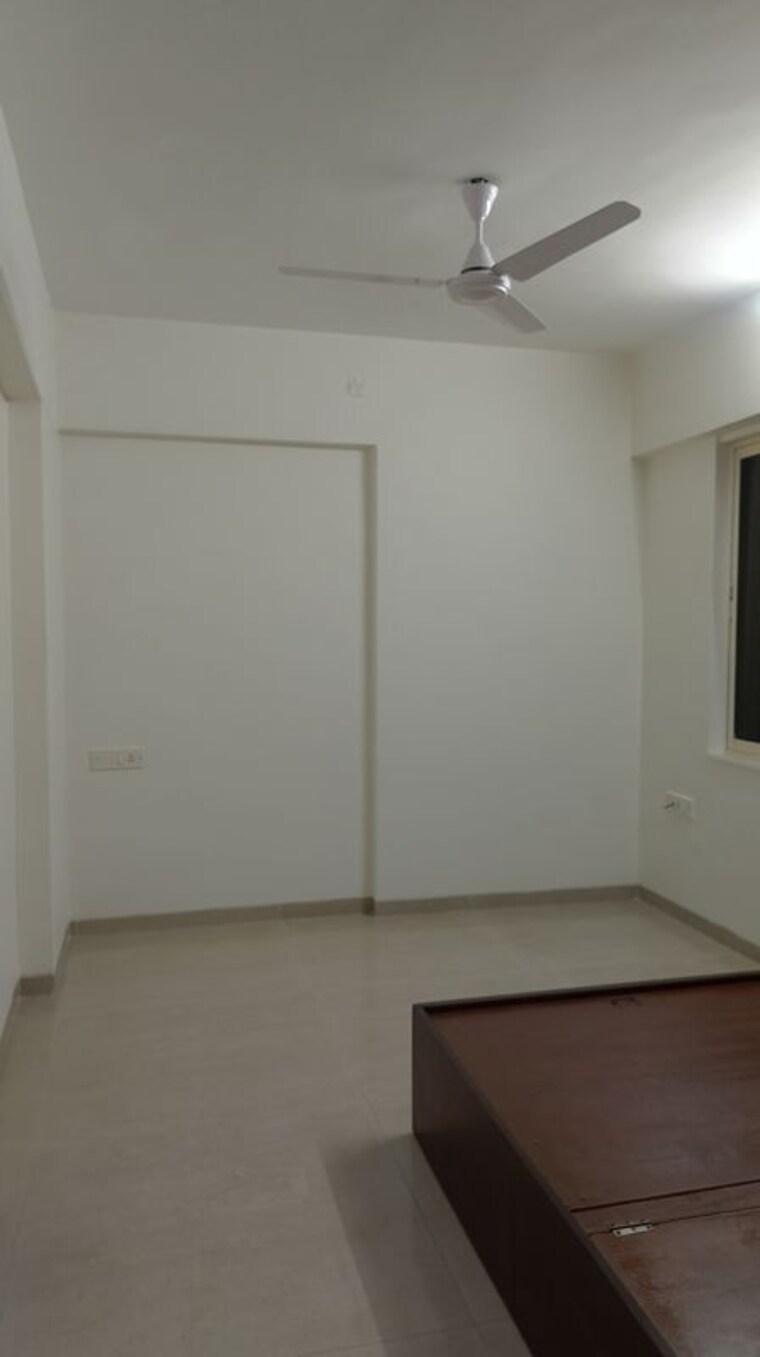 Bedroom, dosti-eastern-bay 2 Bedroom 666 Sq.Ft. Apartment In Wadala Mumbai 10060231