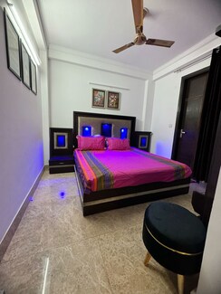 3 BHK + Servant Room Apartment For Rent in Chattarpur