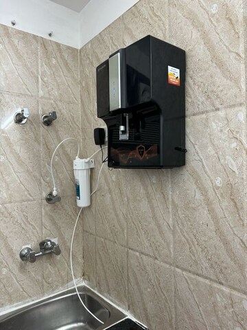 Furnished Amenities in 3 BHK Apartment at Chattarpur – for Rent