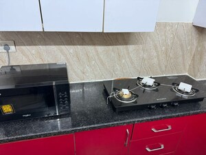 Furnished Amenities in 3 BHK Apartment at Chattarpur – for Rent