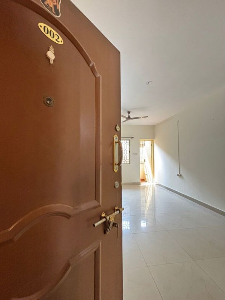 Bathroom, indiranagar 3 Bedroom 1500 Sq.Ft. Apartment In Indiranagar Bangalore 10060258