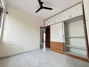 Room in 2 BHK Apartment at Domlur – for Rent