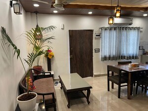 Master Bedroom in 2 BHK Builder Floor at Green Park Extension – for Rent