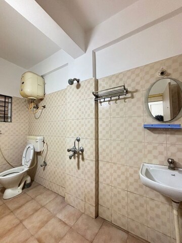 Bathroom in 2 BHK Apartment at Gm Palya – for Rent