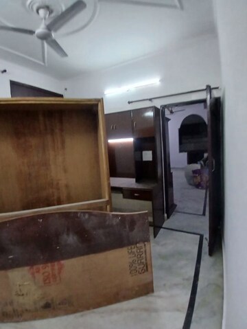 Living Room in 3.5 BHK Builder Floor at Swaran Nagri, Sector 31 – for Rent