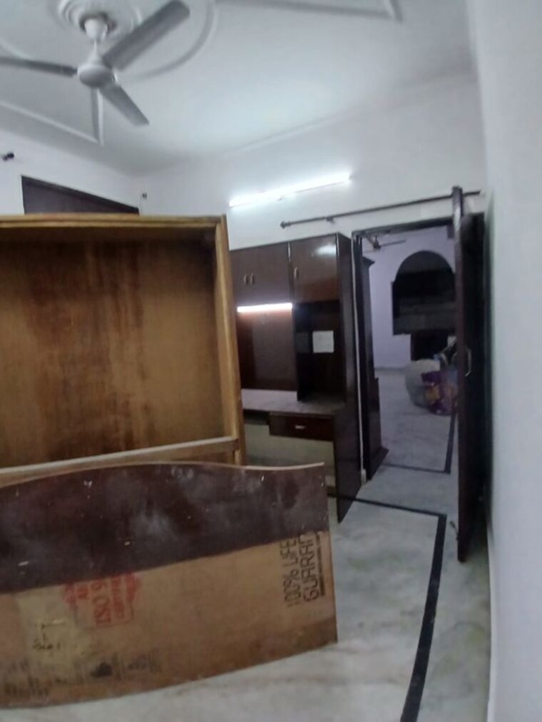 Living Room, swaran-nagri 3.5 Bedroom 250 Sq.Ft. Builder Floor In Sector 31 Faridabad 10060296