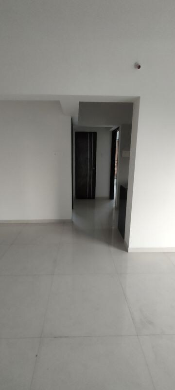 Room in 2 BHK Apartment at Kamla Sukhshanti, Kandivali West – for Sale