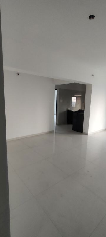 Room in 2 BHK Apartment at Kamla Sukhshanti, Kandivali West – for Sale