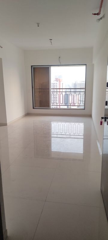 Room in 2 BHK Apartment at Kamla Sukhshanti, Kandivali West – for Sale