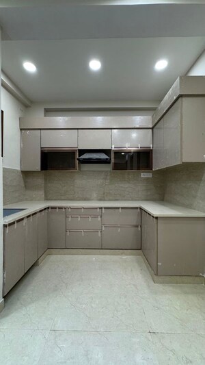 Kitchen in 3 BHK Builder Floor at Palm Residency Chhatarpur, Chattarpur – for Rent